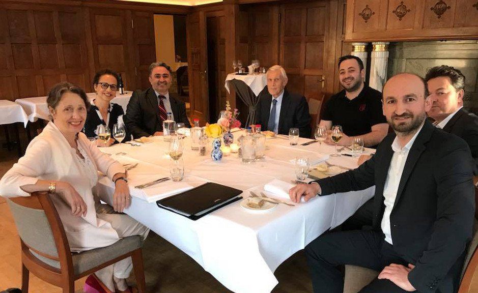 Bestuur HOGIAF houdt jaarlijkse vergadering met CvA en RvA