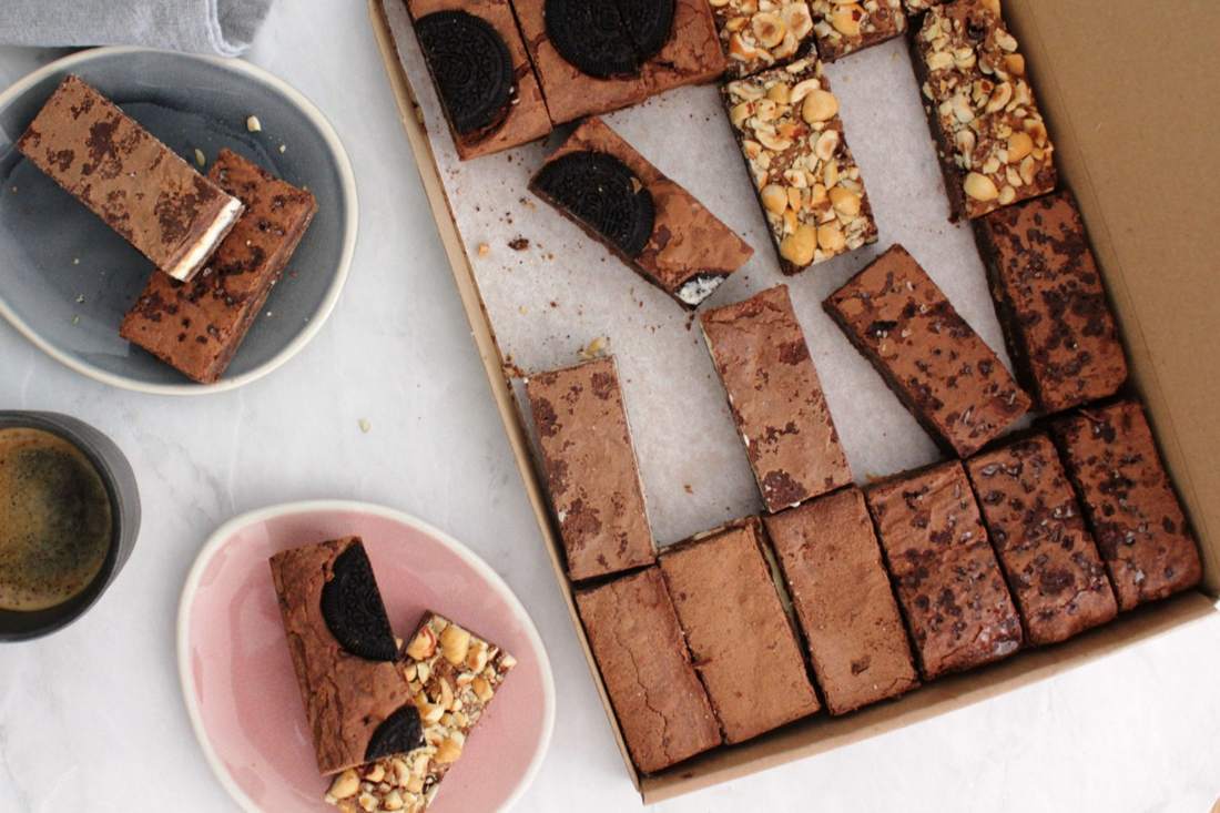 Uniek relatiegeschenk: brownies versturen per post!