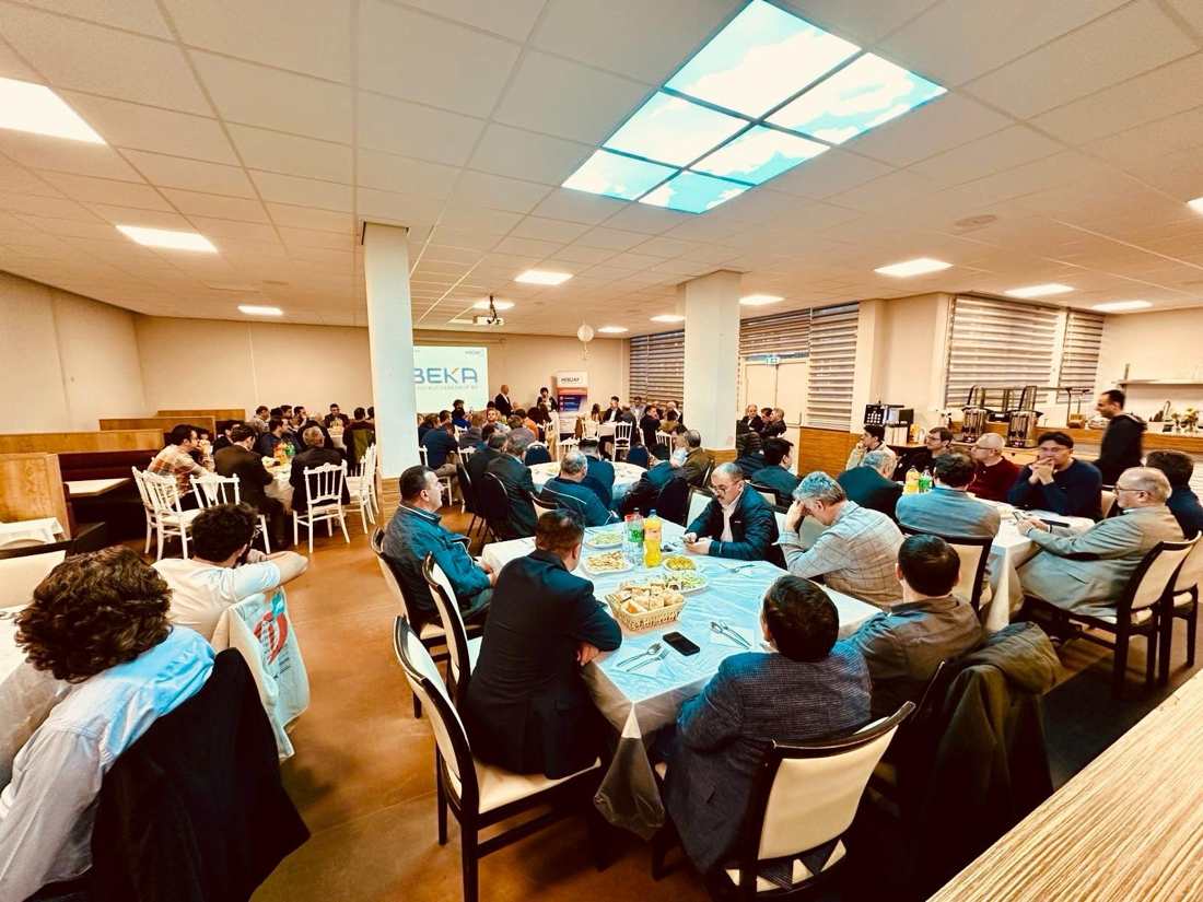 Jaarlijkse Iftar Diner van HOGIAF: Een Avond van Diversiteit en Inspiratie